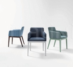 Стул с подлокотниками Candy Стул с подлокотниками Candy фабрика Novamobili