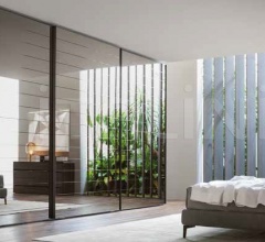 Шкаф Crystal-sliding door Шкаф Crystal-sliding door фабрика Novamobili