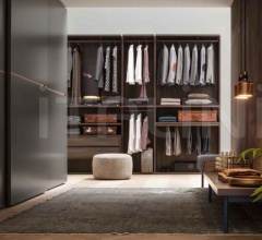 Шкаф Middle sliding door Шкаф Middle sliding door фабрика Novamobili