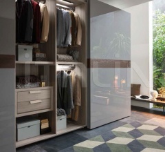 Шкаф Class flush-closing sliding door Шкаф Class flush-closing sliding door фабрика Novamobili