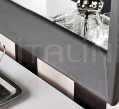 Настенное зеркало Taxedo фабрика Cattelan Italia