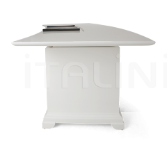 Письменный стол LE BUREAU DE PRESIDENT 83-0007 Письменный стол LE BUREAU DE PRESIDENT 83-0007 фабрика Christopher Guy