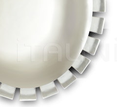 Настенное зеркало RAMPART 50-2701 Настенное зеркало RAMPART 50-2701 фабрика Christopher Guy