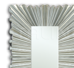 Настенное зеркало RUFFLE 50-2916 Настенное зеркало RUFFLE 50-2916 фабрика Christopher Guy