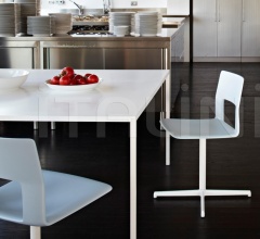 Итальянские Столы обеденные - Стол обеденный 25 фабрика Desalto