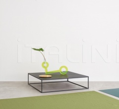 Итальянские Столики - Журнальный столик Helsinki 15 Итальянские Столики - Журнальный столик Helsinki 15 фабрика Desalto