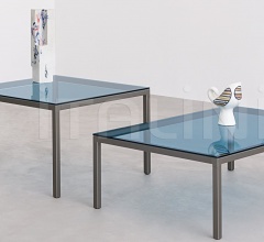 Итальянские Столики - Журнальный столик Helsinki 30 small Итальянские Столики - Журнальный столик Helsinki 30 small фабрика Desalto