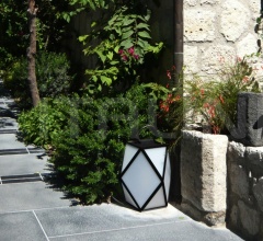 Итальянские Уличные светильники - Напольный светильник MUSE OUTDOOR фабрика Contardi