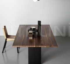 Стол обеденный Holo Стол обеденный Holo фабрика Kristalia