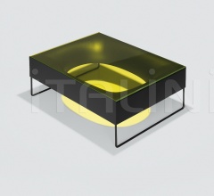 Журнальный столик Holo Журнальный столик Holo фабрика Kristalia