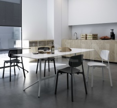 Барный стол Elephant фабрика Kristalia