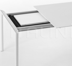 Стол обеденный Maki Стол обеденный Maki фабрика Kristalia