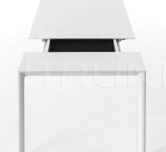 Стол обеденный Maki Стол обеденный Maki фабрика Kristalia