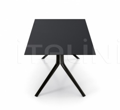 Стол обеденный Oops i did it again Стол обеденный Oops i did it again фабрика Kristalia