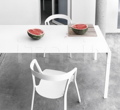 Стол обеденный Thin-k Longo Outdoor фабрика Kristalia