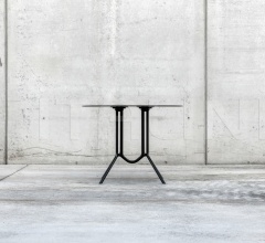 Барный стол Poule фабрика Kristalia