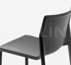 Стул LP stackable фабрика Kristalia