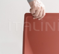 Стул LP stackable фабрика Kristalia