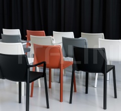 Стул LP stackable фабрика Kristalia