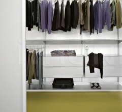 Шкаф Dot Wardrobe Шкаф Dot Wardrobe фабрика Kristalia