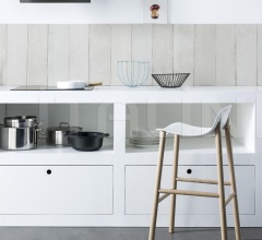 Барный стул Sharky Stool фабрика Kristalia