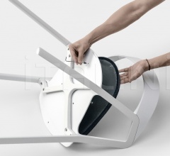 Стул Compas фабрика Kristalia