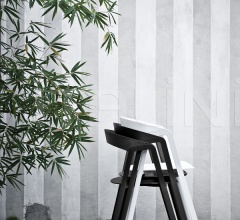 Стул Compas фабрика Kristalia