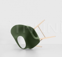 Стул Elephant Wood Base фабрика Kristalia