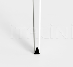 Кресло Elephant Trestle фабрика Kristalia