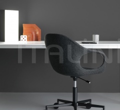 Кресло Elephant Trestle фабрика Kristalia