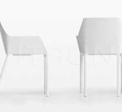 Стул с подлокотниками Mem фабрика Kristalia