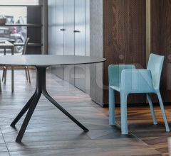 Стул Joko фабрика Kristalia