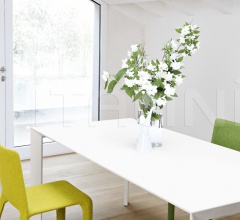 Стул Joko фабрика Kristalia