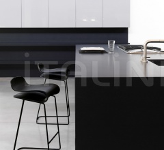 Барный стул BCN Slide Base фабрика Kristalia