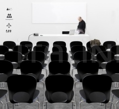 Стул Pikaia Four Legs фабрика Kristalia