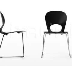 Стул Pikaia slide base фабрика Kristalia