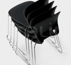 Стул Pikaia slide base фабрика Kristalia