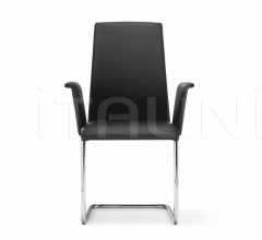 Стул с подлокотниками 2063 LUMA фабрика Draenert