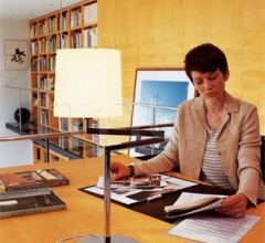 Итальянские Настольные светильники - Настольная лампа Swing фабрика Vibia