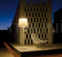 Итальянские Уличные светильники - Напольный светильник Wind фабрика Vibia
