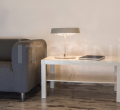 Итальянские Настольные светильники - Настольная лампа Tondo T Итальянские Настольные светильники - Настольная лампа Tondo T фабрика Manooi