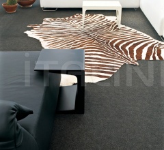 Столик CU Столик CU фабрика Kristalia