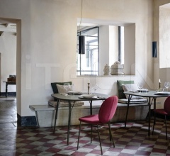 Стол обеденный Kelly T Стол обеденный Kelly T фабрика Tacchini