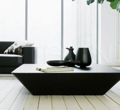 Журнальный столик Nara Журнальный столик Nara фабрика Tacchini