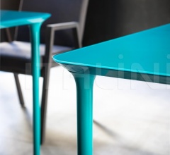 Стол обеденный Spindle Стол обеденный Spindle фабрика Tacchini