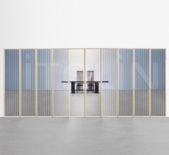 Итальянские Предметы интерьера - Настенное зеркало 083 Deadline фабрика Cassina