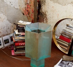 Итальянские Настольные светильники - Настольная лампа Hexx Итальянские Настольные светильники - Настольная лампа Hexx фабрика Diesel by Foscarini