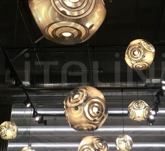 Подвесной светильник CURVE BALL 32 Подвесной светильник CURVE BALL 32 фабрика Tom Dixon