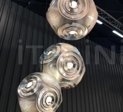 Подвесной светильник CURVE BALL 32 Подвесной светильник CURVE BALL 32 фабрика Tom Dixon