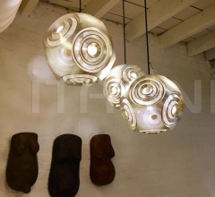 Подвесной светильник CURVE BALL 45 Подвесной светильник CURVE BALL 45 фабрика Tom Dixon